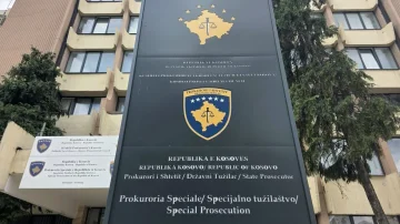 Aktakuza për krime lufte ndaj 6 ish-gardianëve për keqtrajtim të të burgosurve shqiptarë