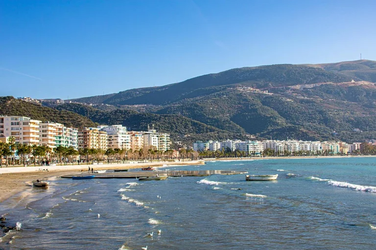 Një 29-vjeçare gjendet e mbytur në detin e Vlorës