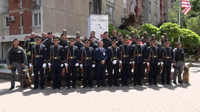Pristina transmite mensajes agradecidos para EE.UU. al jubileo de 250 años