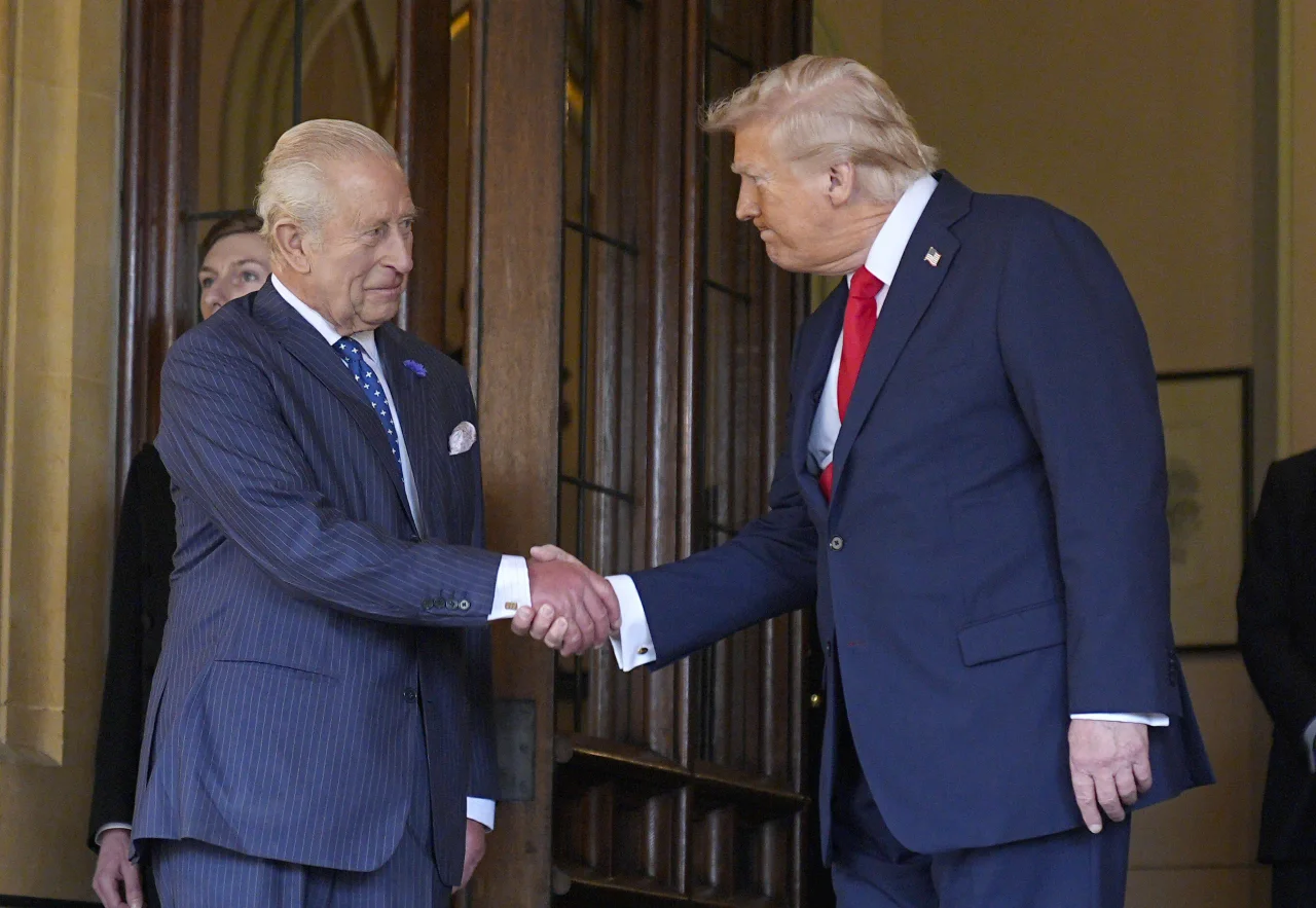 Mbreti Charles vlerëson raportet SHBA Britani në letrën e pavarësisë drejtuar Trumpit
