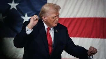 Estados Unidos nunca ha sido más fuerte (34), Trump Uron Independence con un poderoso discurso