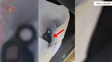 Polizei verhindert ein Risiko, verhaftet Albaner, die eine entfernte Mine besaßen