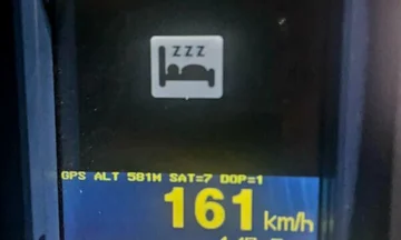 28-year-old drove 161km/h into zone 50, fined 500 euros and banned for 6 months