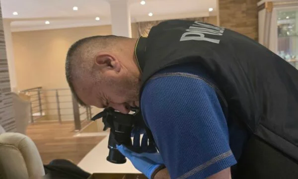 Besondere Prosecution fordert Medienkonferenz über die Operation, wo Vermögenswerte Wert 1m Euro
