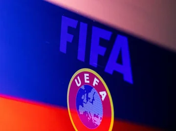 UEFA akuzon FIFA-n për pezullimin e kartonit të kuq të sulmuesit amerikan - pas lobimit të Trump