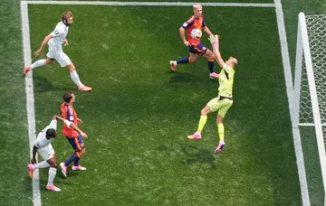 1 orë lojë, ende pa gola në ndeshjen Spanjë-Portugali
