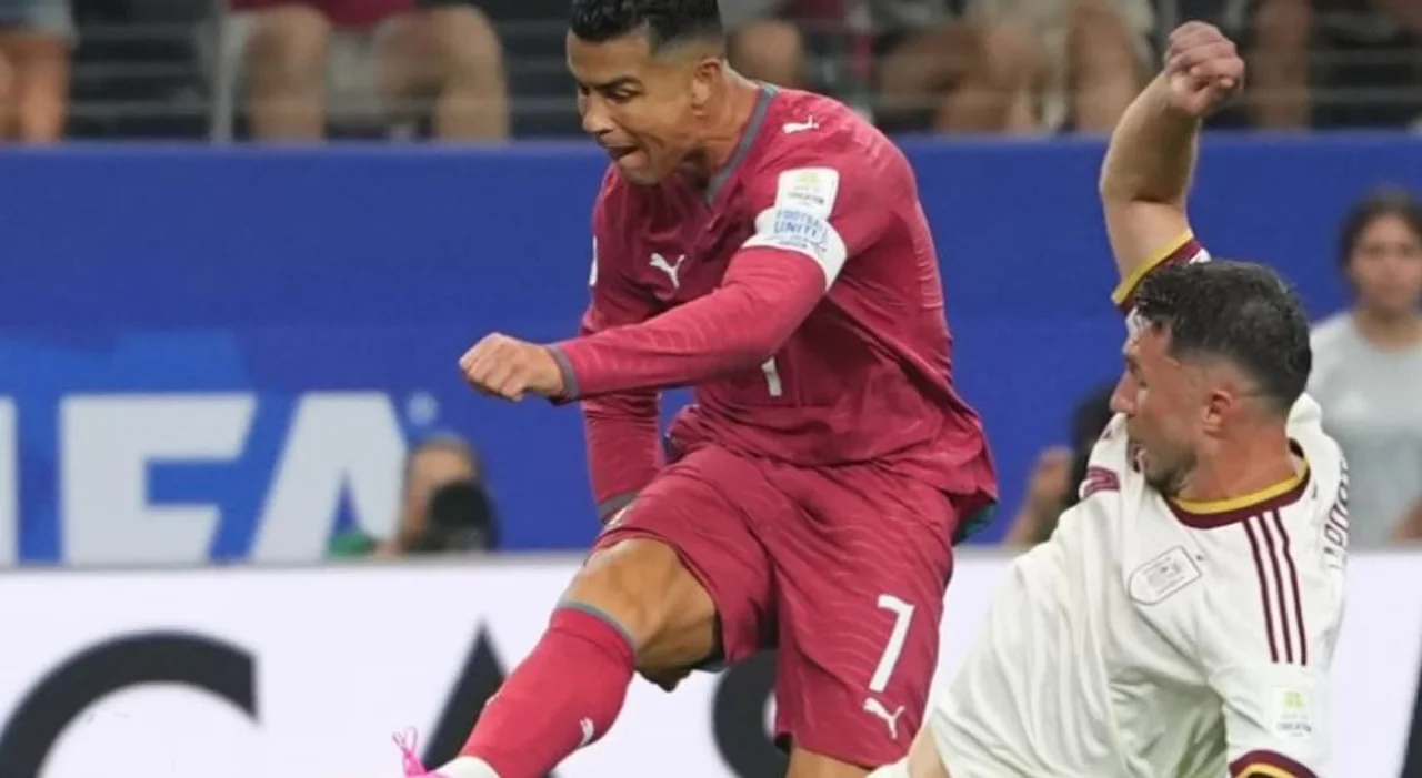 Ronaldo mbetet pa trofeun e Kupës së Botës  Spanja eliminon Portugalinë