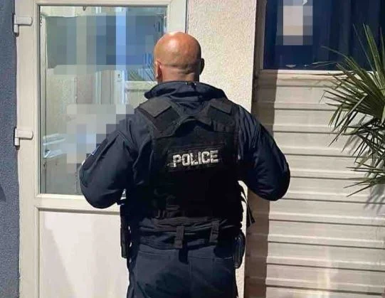 Grande operazione contro i centri massaggi e escort: Chiudi 10 locali, 8 arrestati