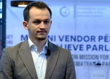 Cioccolato: Procrastinazione della creazione di istituzioni potrebbe portare il Kosovo a nuove elezioni