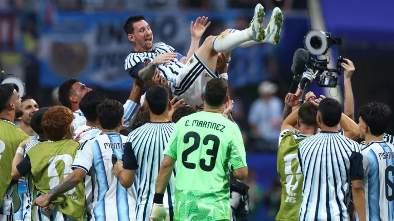 Asuntos de la FIFA con declaración tras afirmaciones de que la Copa Mundial está manipulada para Argentina
