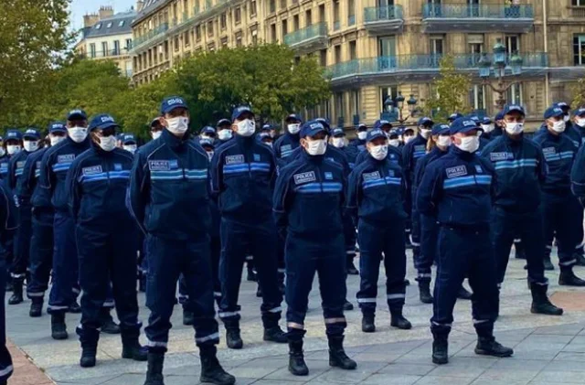 Loja Francë-Maroko, blindohet Parisi: Mbi 5 mijë policë dhe dronë sigurie do të monitorojnë kryeqytetin