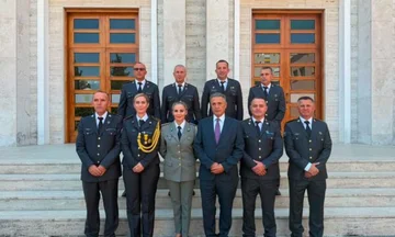 KSF-Offiziere graduierten in Albanien, ausgebildet für militärische Operationen