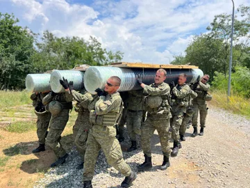 KSF chiude il corso di base per i signori del combattimento, aumentano le capacità professionali