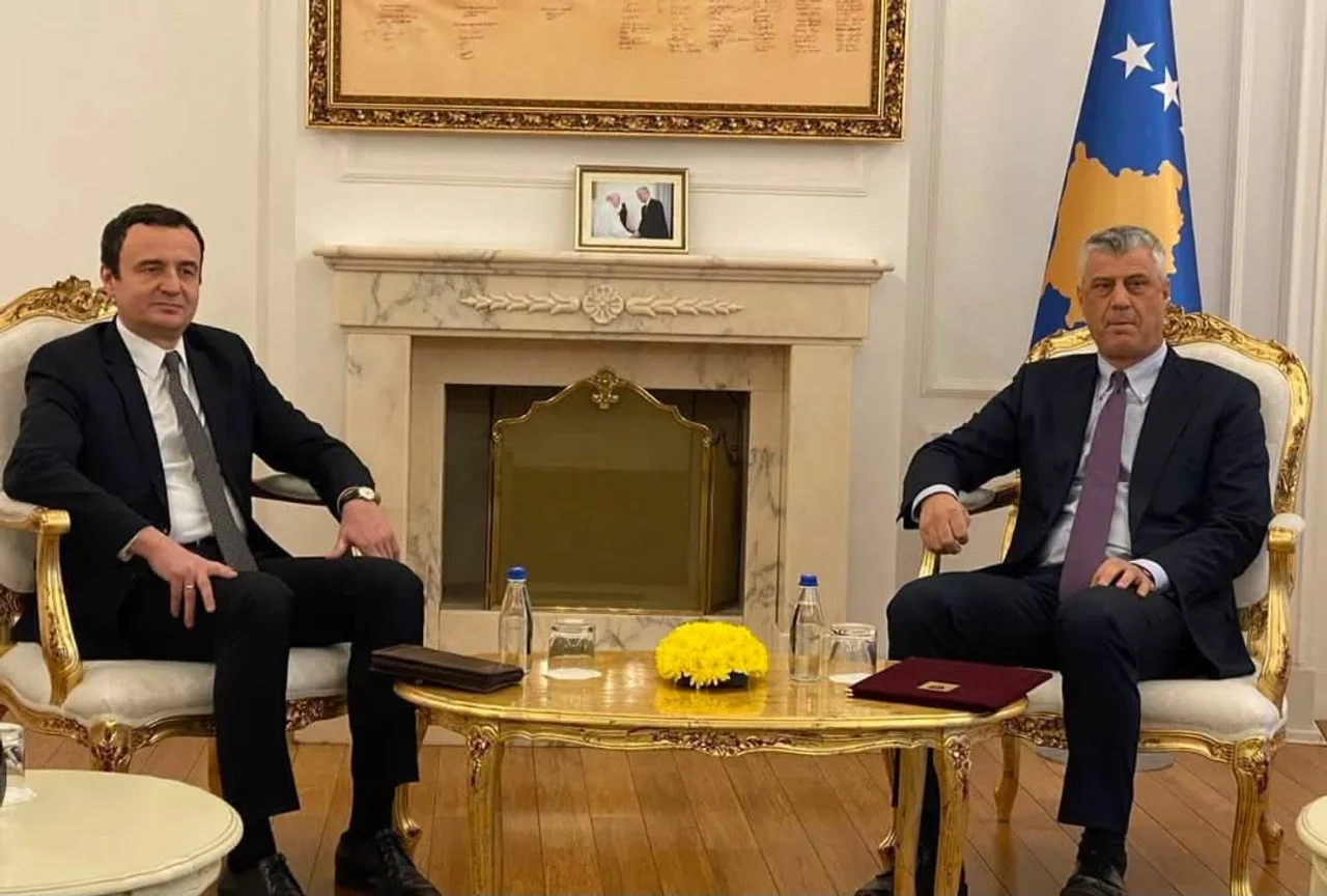 Lushi sërish i kërkon Kurtit  Propozoje Hashim Thaçin për president  kryhet problemi