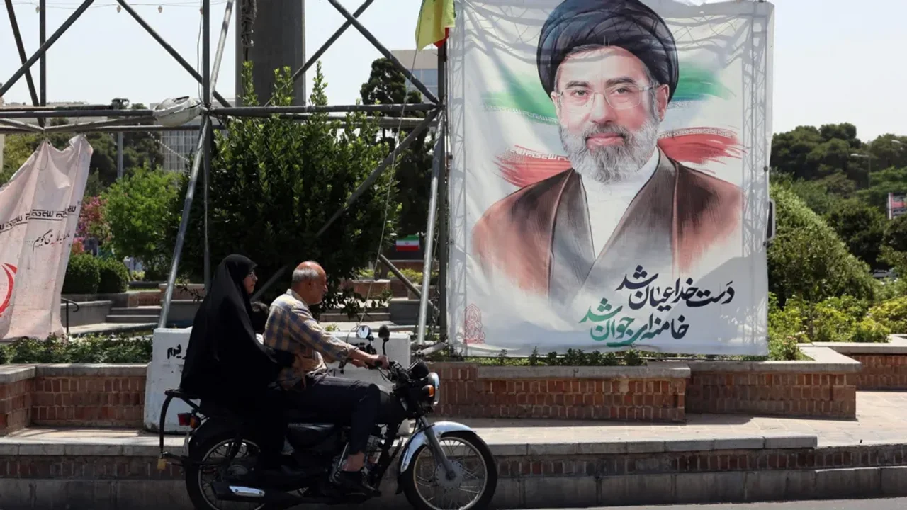 Lideri suprem i Iranit bën thirrje për hakmarrje pas vrasjes së babait të tij