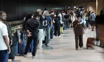 Avviso aeroporto: Il nuovo sistema UE causa enormi ritardi