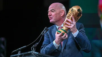 Infantino zbulon planin e FIFA-s: Botërori mund të zgjerohet në 64 kombëtare