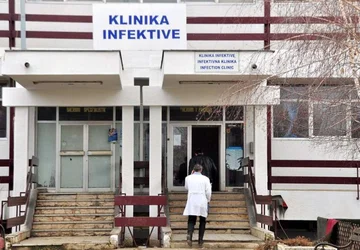 Klinika Infektive jep detaje për gjendjen e personave që dyshohet se u helmuan në piceri