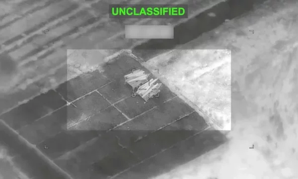 CNN: Sulmet amerikane po shtohen, SHBA po godet më thellë brenda Iranit