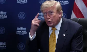 Trump threatens to take control of Hormuz Strait as new attacks shake the Gulf