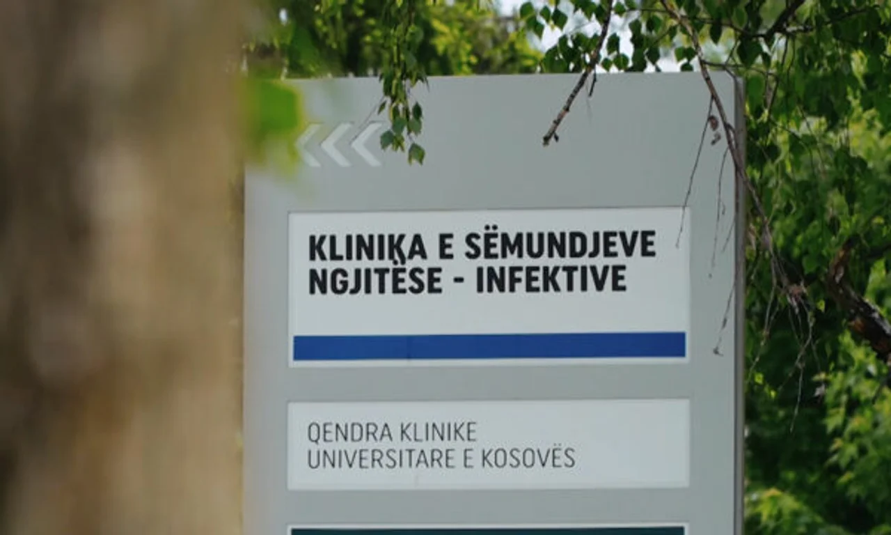 Policia shkon në Infektivë pas rastit të helmimit të rreth 70 personave