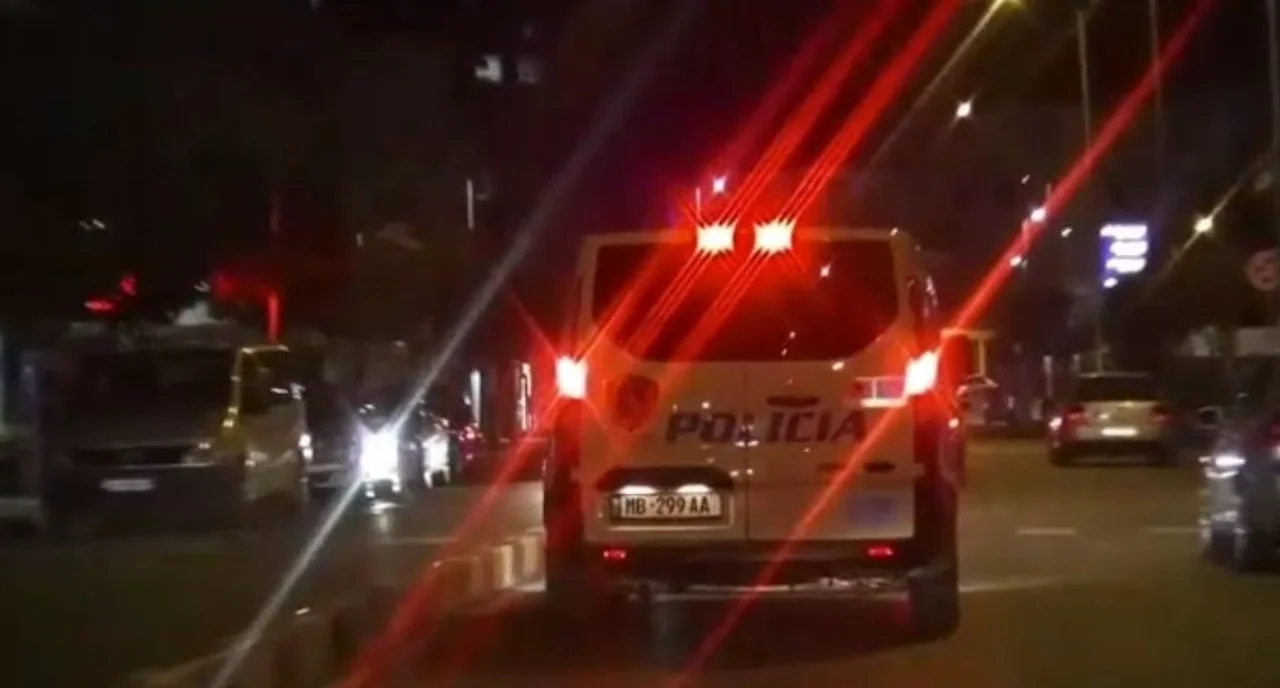 Theret me thikë një 22 vjeçar në Fushë Krujë