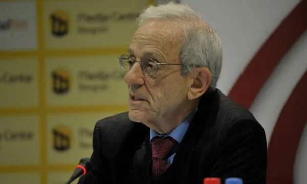 Serpente: USA Supporta il Kosovo, Limiti l'influenza di Belgrado