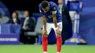 Only two nationals have done it before: France Failed to Write History About Spain