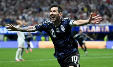 Super-rikthim i çmendur i Argjentinës ndaj Anglisë, Messi me shokë në finale