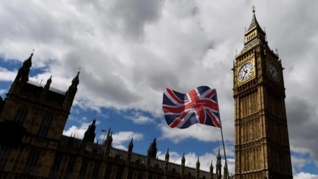 Ministria e jashtme britanike dënon deklarimet e Paunoviqit për  spastrim etnik   Të papranueshme  nxisin tensione