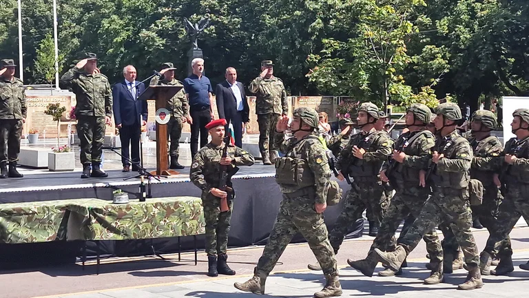 Kontingjenti bullgar i bashkohet KFOR-it për të forcuar sigurinë në Kosovë