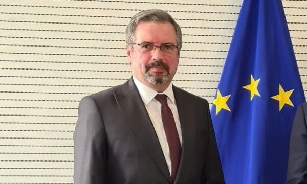 Ambassador Bajrami complains to Soren for the Serbian minister's statement: She spoke out loud to what Vuchqi thinks