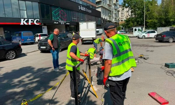 Released a public space at the Rémiz Sadiku complex, it was used as a private parking lot without legal grounds