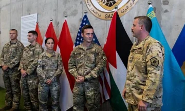 Pjesëtarë tjerë të FSK i kryejnë përgatitjet operacionale e logjistike për misionin në Gaza, në pritje të “sinjalit” për t’u nisur