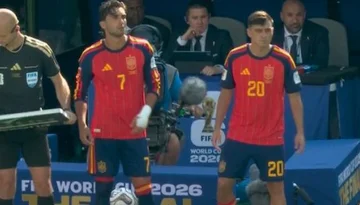 L'Espagne fait deux remplacements