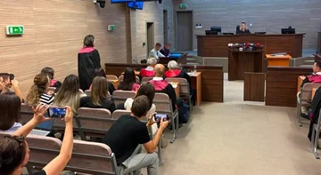 Ndërpritet gjykimi ndaj 21 të akuzuarve për Masakrën e Reçakut