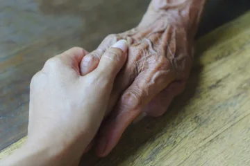 Du wirst es nicht glauben. Forschung zeigt, wie Menschen bis 156 Jahre leben können