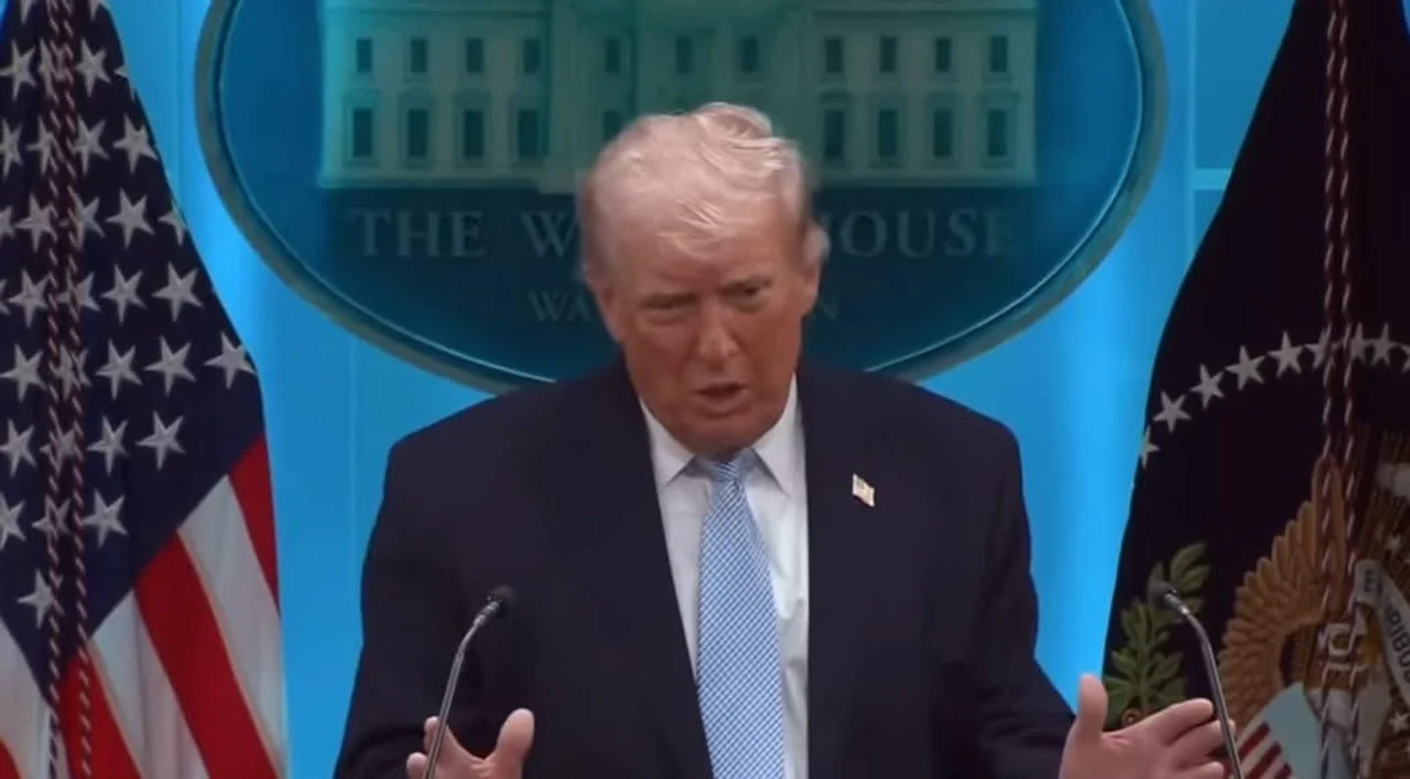 Trump i vendos afat të ri Iranit  Deri nesër në orën 08 00 për marrëveshje  më pas  nuk do të ketë ura dhe stacione 