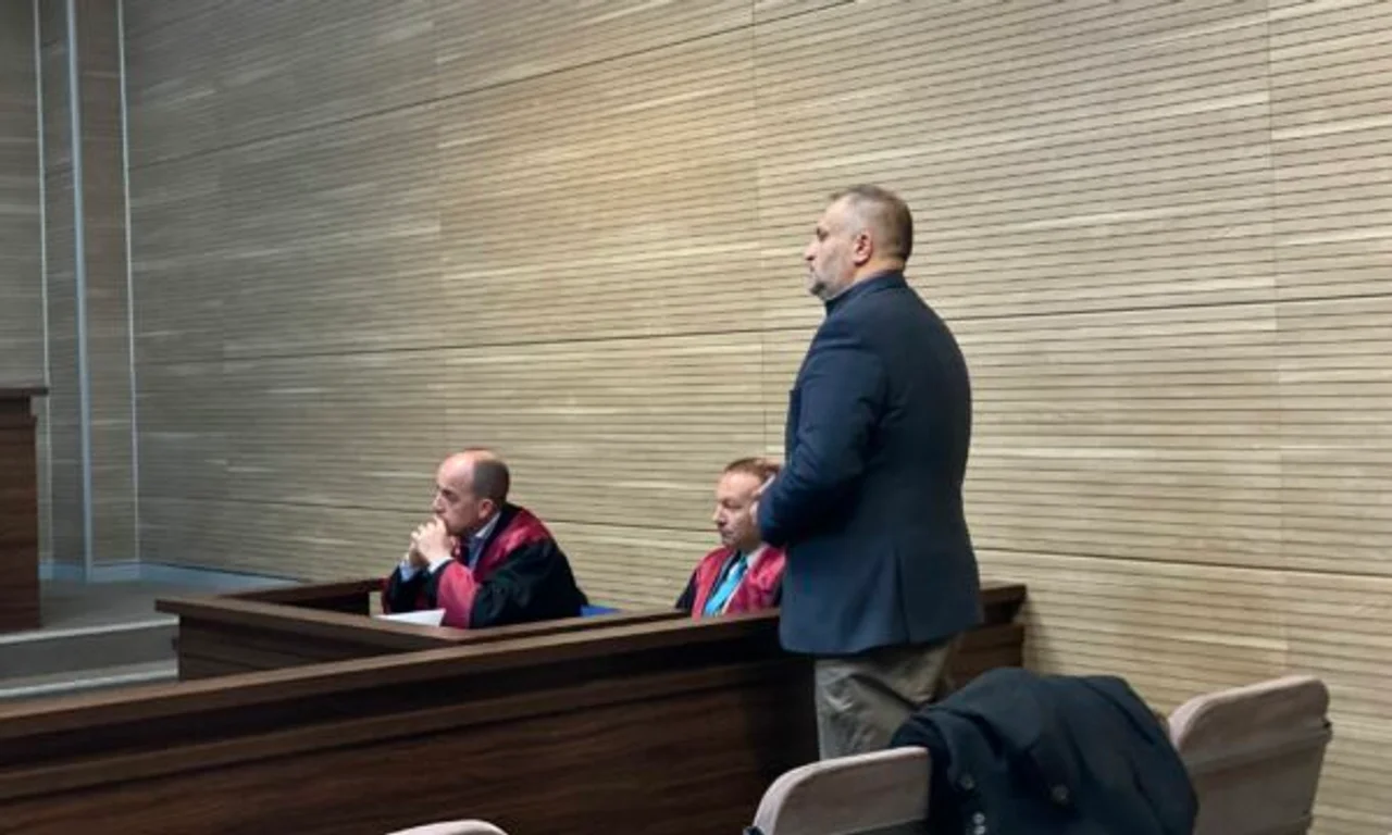 Nuk i kishte deklaruar mbi 172 mijë euro  Shpend Ahmeti mundohet të arsyetohet  Ishin ndihmë nga familja
