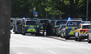 Grande evento in Germania: Il dipendente della banca viene accoltellato, l'autore ancora all'interno dell'edificio