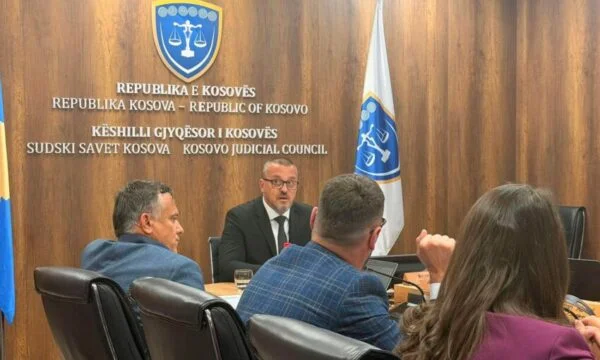 Kryesuesi-anëtarit të KGJK’së: Po kërkon vëmendje pasi këtë çështje e ngriti u.d. presidentja