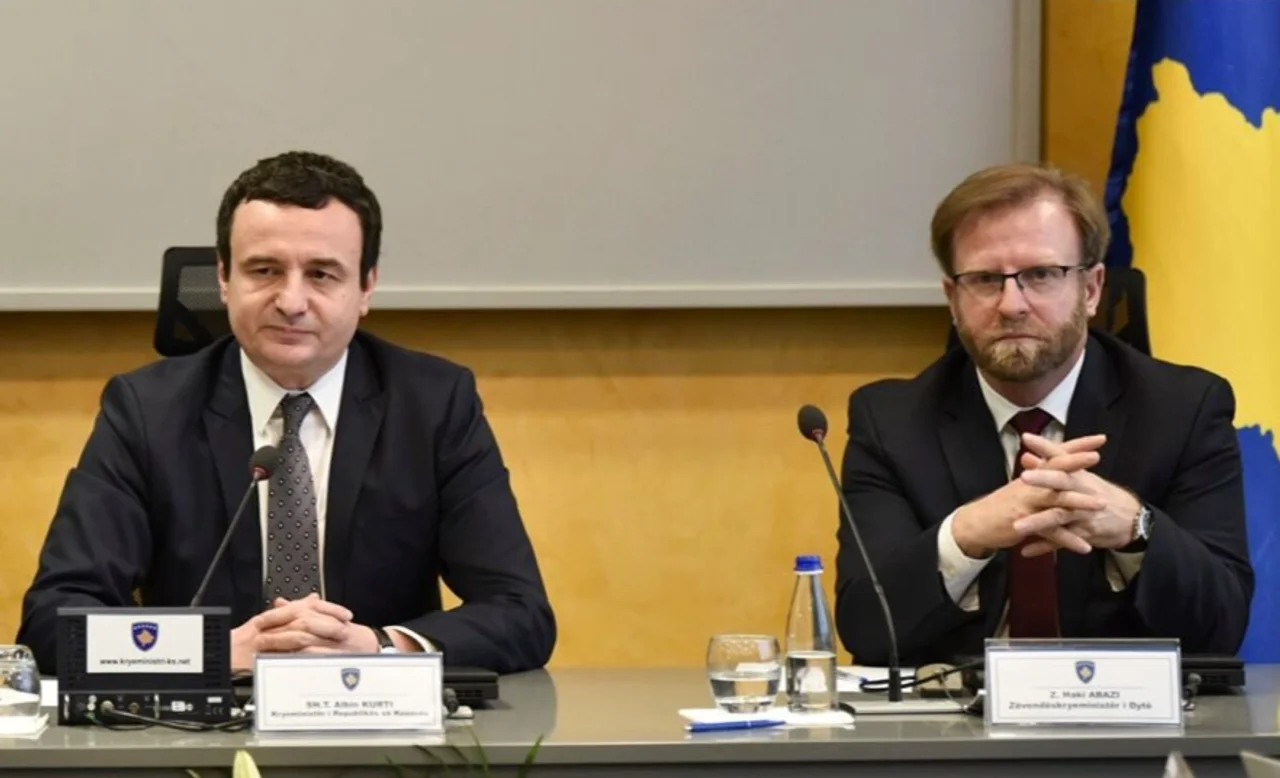 Haki Abazi zbulon se  Lule Gjeli  e ftoi për takim sa ishte në VV  Bashkë me Kurtin e Mihalin  kanë prodhuar të pavërteta për zyrtarë amerikanë