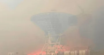 Gli incendi in Spagna includono l'osservatorio principale della NASA, il complesso di comunicazioni spaziali evacuato
