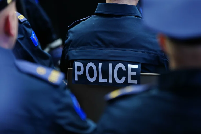 Policia e Kosovës shënon Ditën Memoriale të zyrtarëve të rënë në kryerje të detyrës