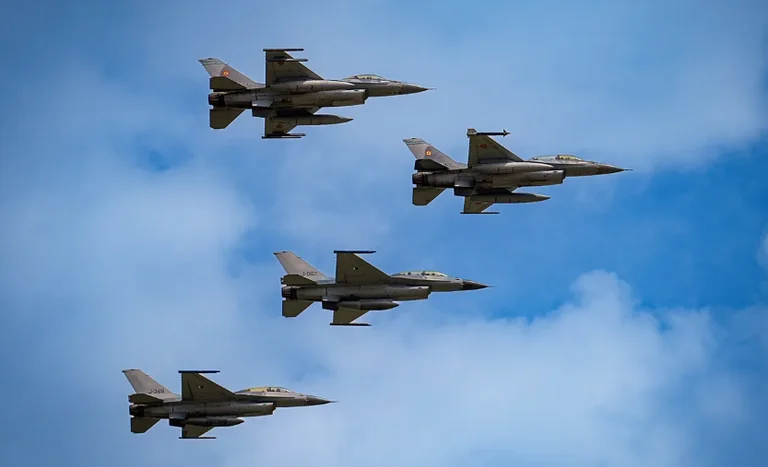 Tensioni al confine con la NATO, Romania giù tre timori per tre giorni