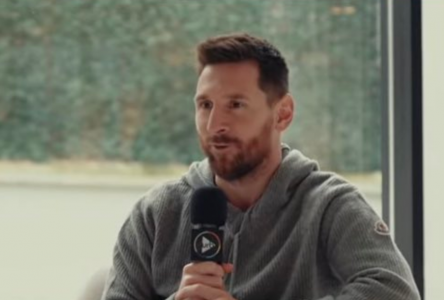 Messi flet për herë të parë për gjestin ndaj Van Gaal: Më doli natyrshëm