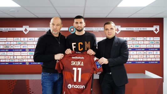 Xhuliano Skuka transferohet te klubi i njohur francez