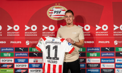 Thorgan Hazard firmos me PSV