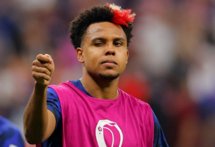 McKennie përfundon testet mjekësore si lojtar i ri i Leeds United