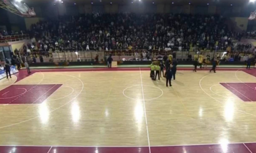 Nuk ka qetësi në basketbollin kosovar, ndërpritet ndeshja Peja – Prishtina